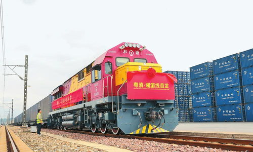 粵滇攜手同行，打造瀾湄黃金線路——國際貨運班列暨中老泰貨物列車開行側(cè)記